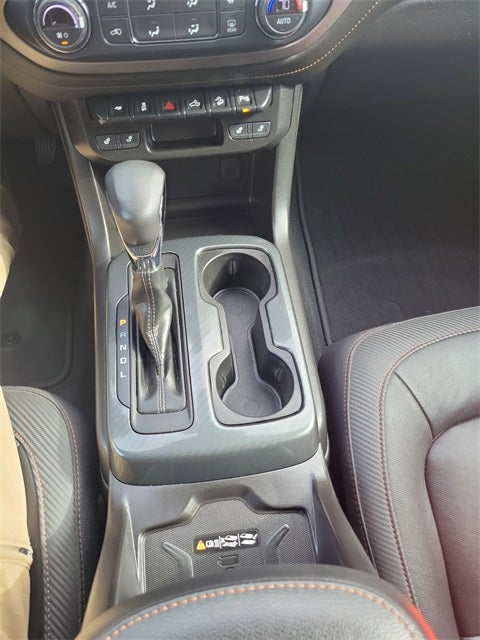 2022 GMC Canyon AT4 w/Leather