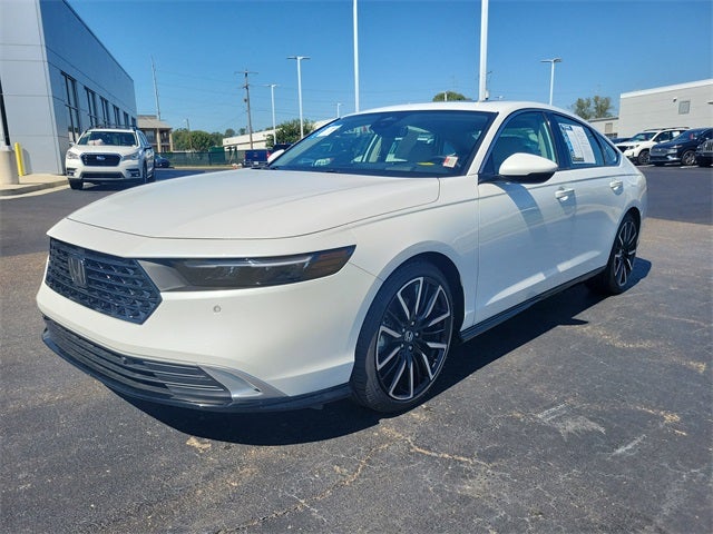 2025 Honda Accord Hybrid Touring