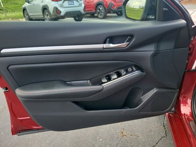 2025 Nissan Altima 2.5 SR