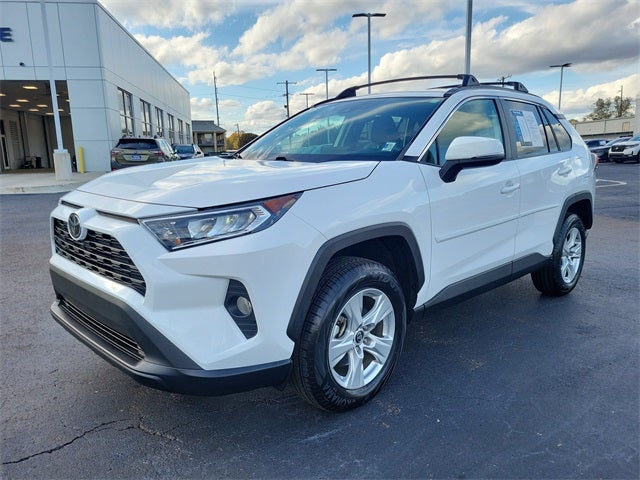 2020 Toyota RAV4 XLE