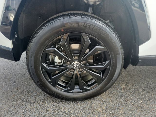 2024 Toyota RAV4 Hybrid SE