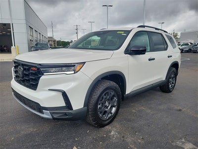 2025 Honda Pilot TrailSport