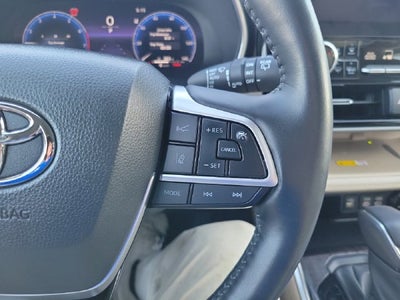 2023 Toyota Highlander Platinum