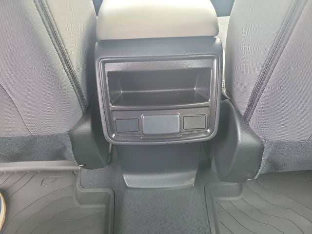 2025 Subaru Forester Base