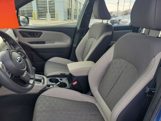 2025 Subaru Forester Base