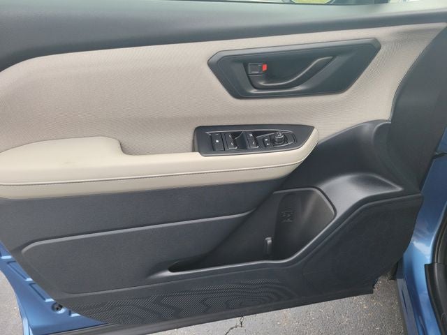 2025 Subaru Forester Base